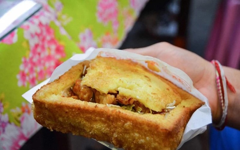Bánh mì quan tài - một món ăn tuyệt hảo chinh phục mọi thực khách
